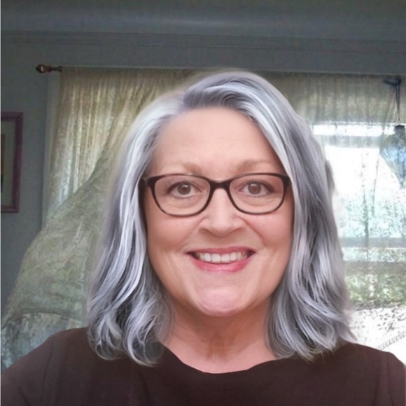 Meet your Posher, Deborah - Picture 1 of 1